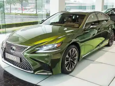 Xe 11 lexus-ls-500h-2548337j33132x16