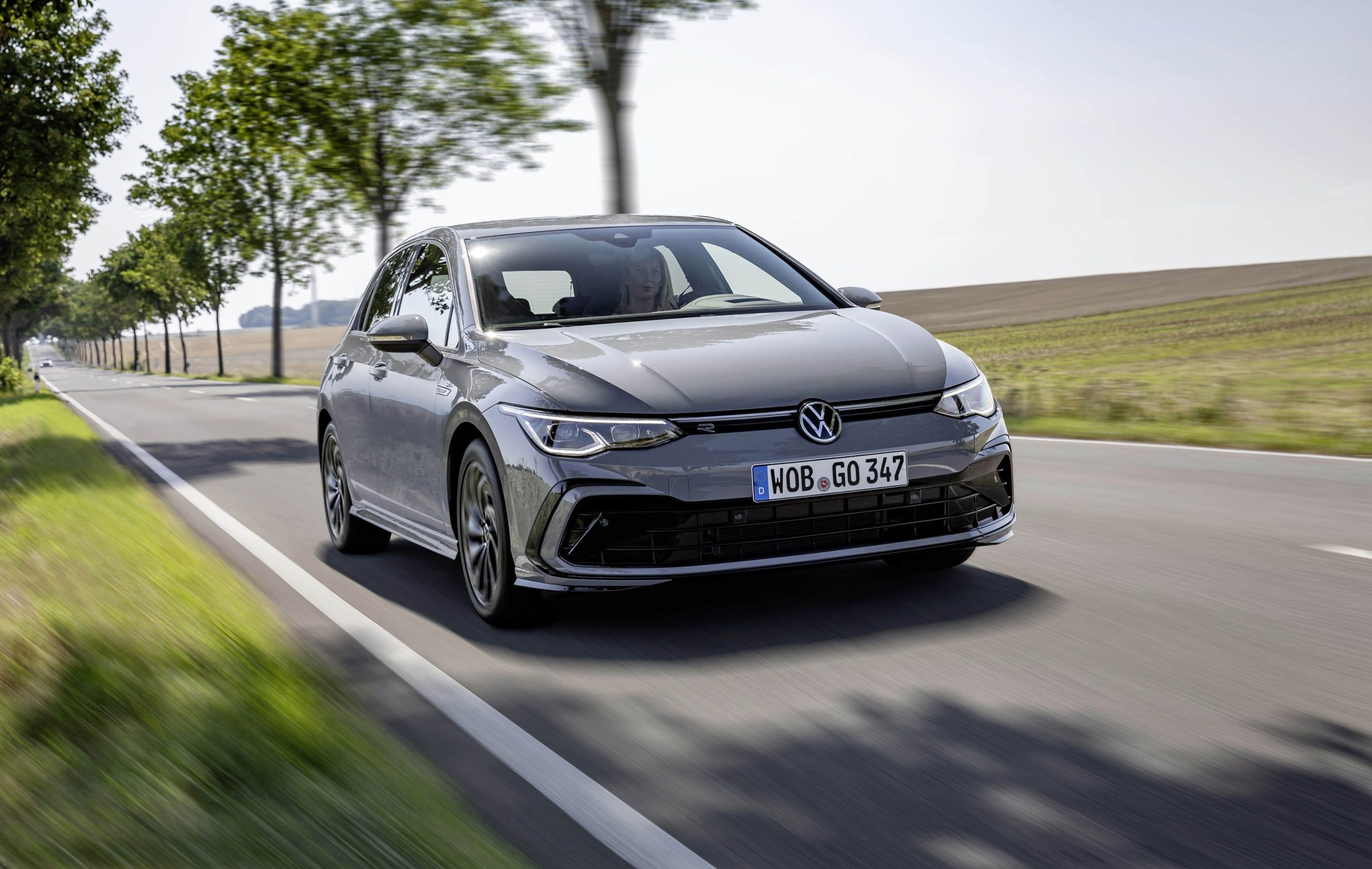 Volkswagen Golf 2025 | Hình ảnh chi tiết, Thông số kỹ thuật và Giá bán mới nhất