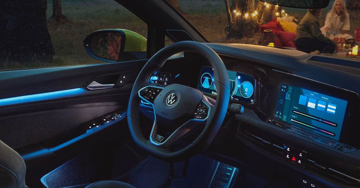 Volkswagen Golf 2025 | Hình ảnh chi tiết, Thông số kỹ thuật và Giá bán mới nhất